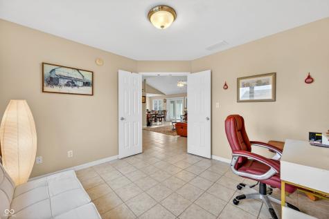 5147 E Hyde Court Columbus IN 47203