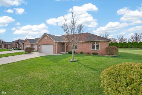 5147 E Hyde Court Columbus IN 47203