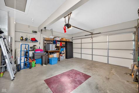 5147 E Hyde Court Columbus IN 47203