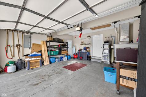 5147 E Hyde Court Columbus IN 47203