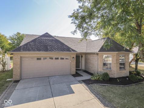 255 Lake Point Lane S Greenwood IN 46142