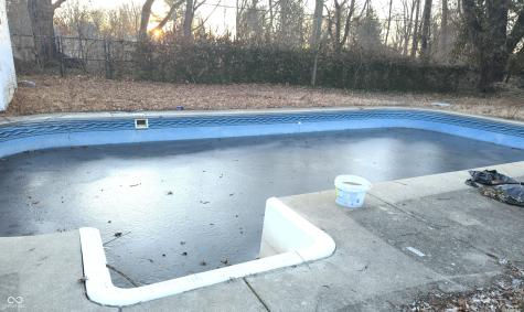 8615 El Rico Drive Indianapolis IN 46240