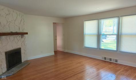 8615 El Rico Drive Indianapolis IN 46240