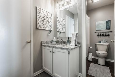 6533 Aintree Place Indianapolis IN 46250