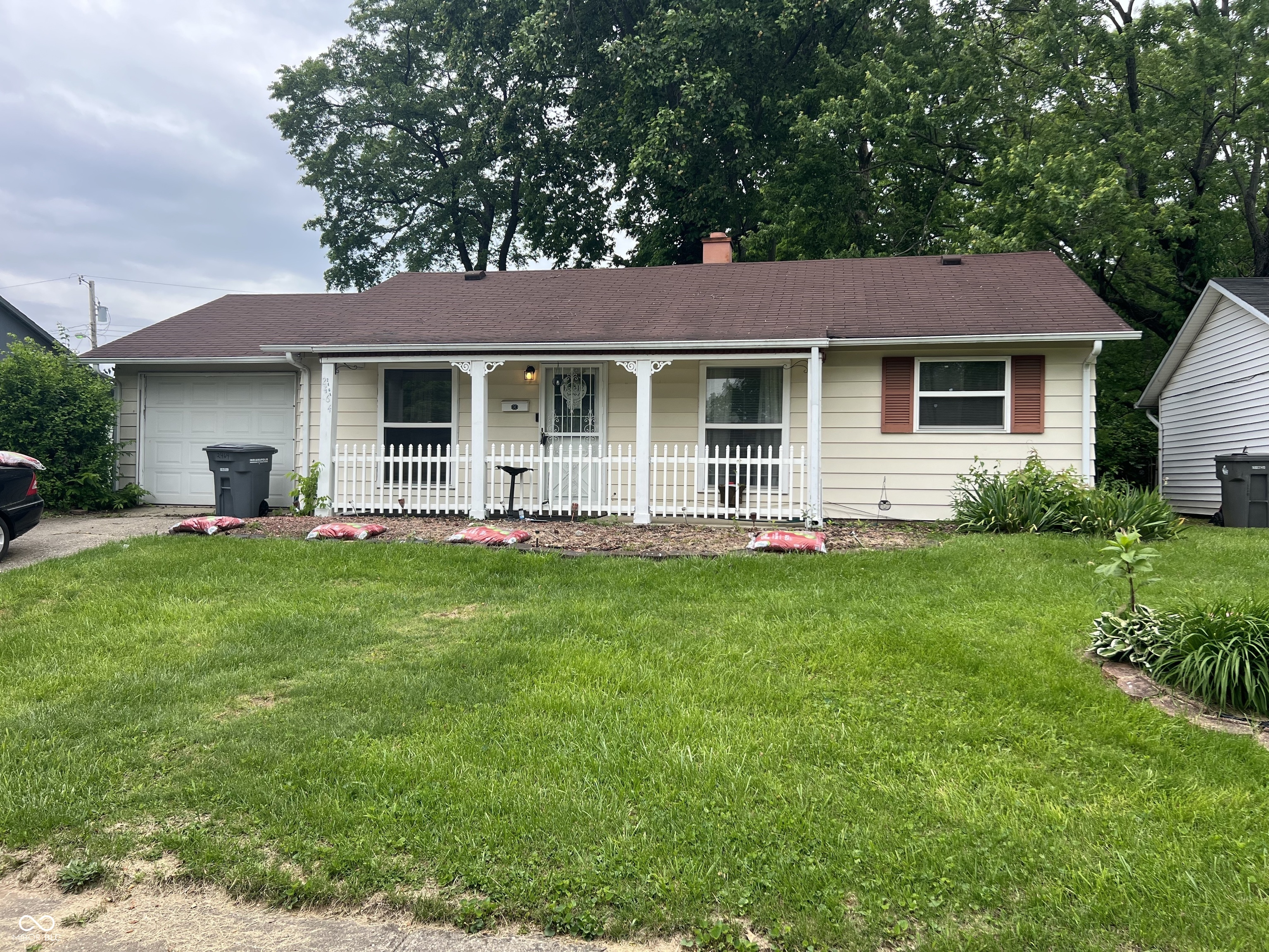 2464 Sharon Avenue Indianapolis IN 46222