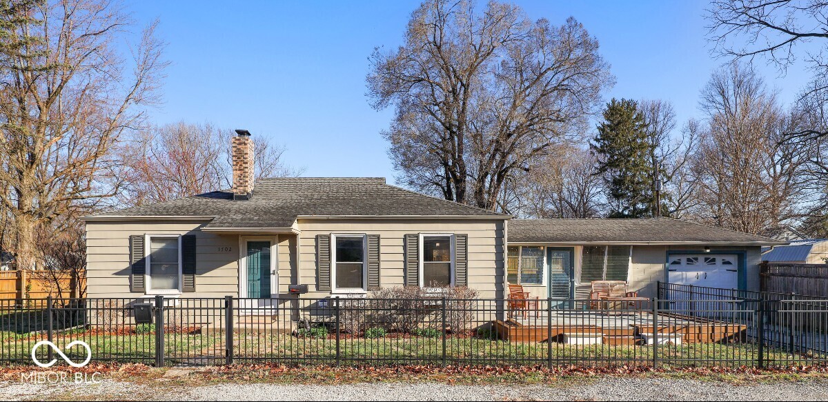 1702 E 58th Street Indianapolis IN 46220