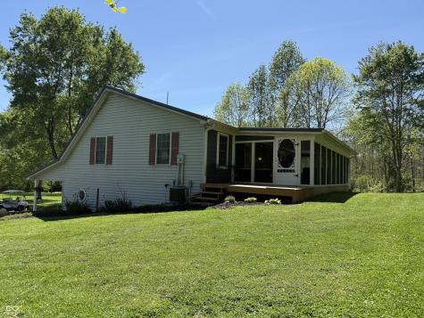9645 N County Road 75 W Westport IN 47283