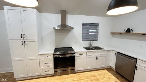 909 N Temple Avenue Indianapolis IN 46201