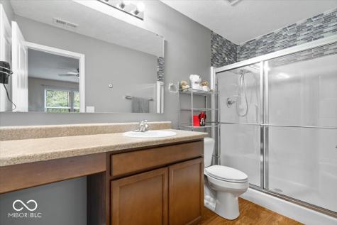6333 Pinebark Place Indianapolis IN 46217