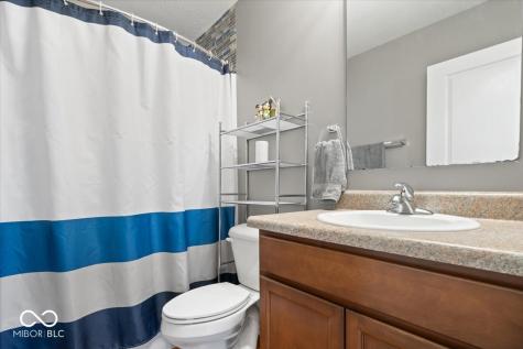 6333 Pinebark Place Indianapolis IN 46217