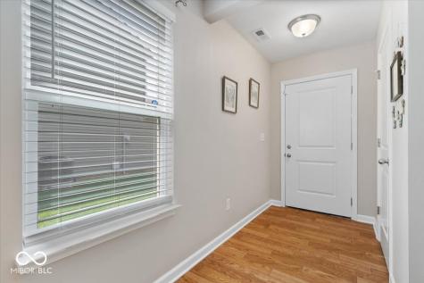 6333 Pinebark Place Indianapolis IN 46217