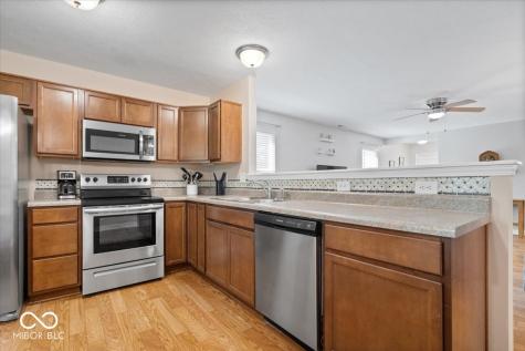 6333 Pinebark Place Indianapolis IN 46217