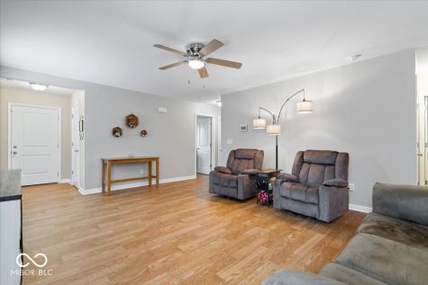 6333 Pinebark Place Indianapolis IN 46217