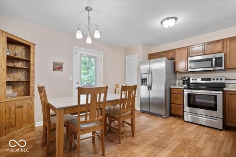 6333 Pinebark Place Indianapolis IN 46217