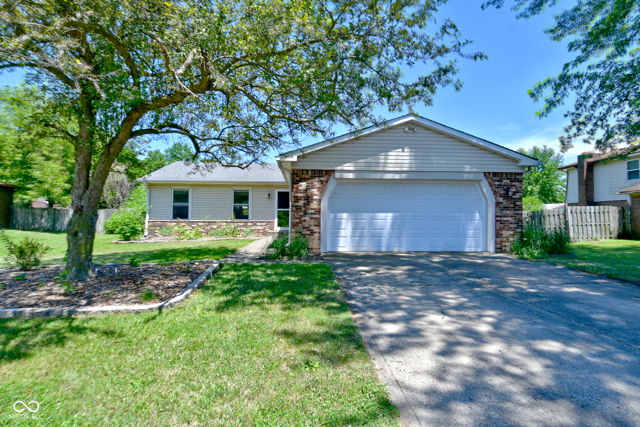 5438 Honey Manor Drive Indianapolis IN 46221