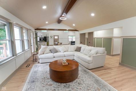 1537 Greer Dell Road Indianapolis IN 46260