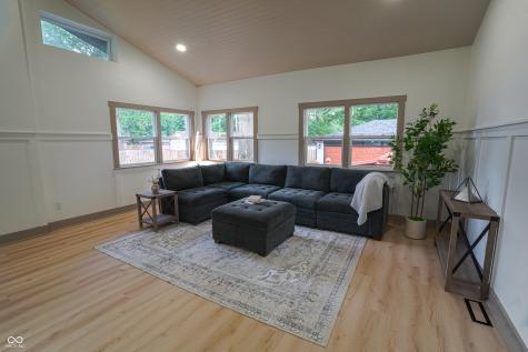 1537 Greer Dell Road Indianapolis IN 46260