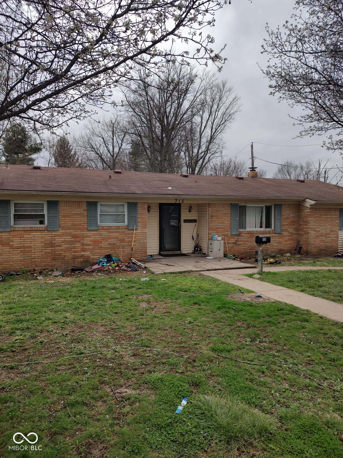 715 E 10th Street Rushville IN 46173