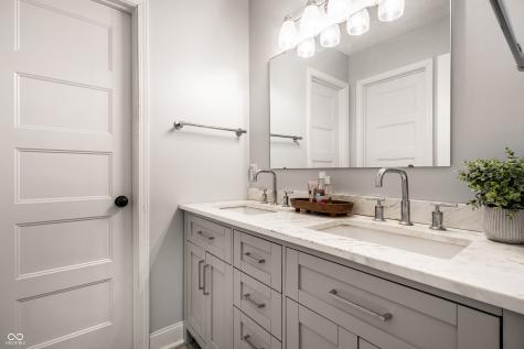 918 Briarwood Drive Brownsburg IN 46112
