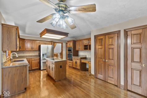 1489 Eagle Trace Drive Greenwood IN 46143