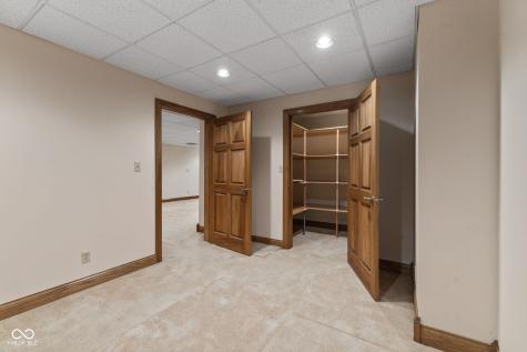 1489 Eagle Trace Drive Greenwood IN 46143