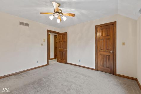 1489 Eagle Trace Drive Greenwood IN 46143