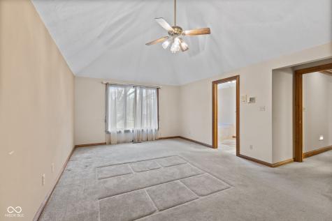 1489 Eagle Trace Drive Greenwood IN 46143