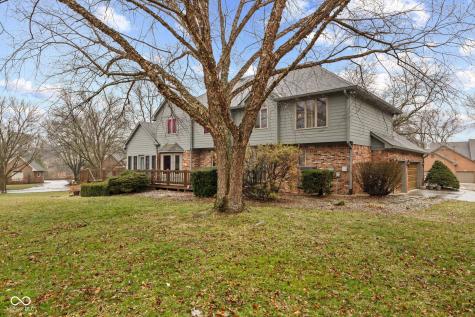1489 Eagle Trace Drive Greenwood IN 46143