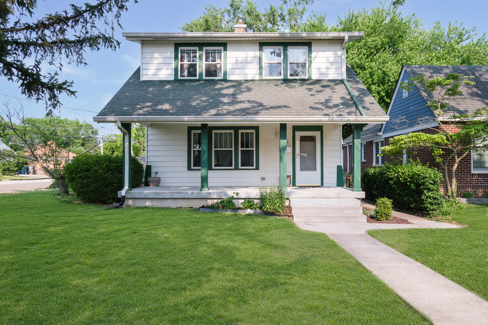941 N Hawthorne Lane Indianapolis IN 46219