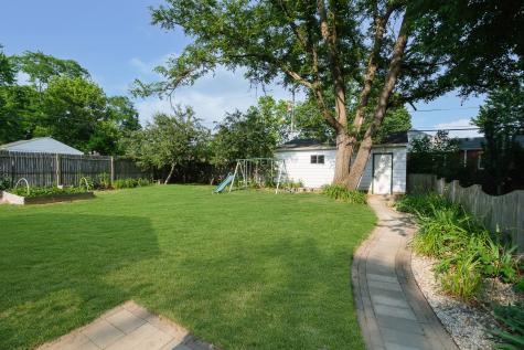 941 N Hawthorne Lane Indianapolis IN 46219