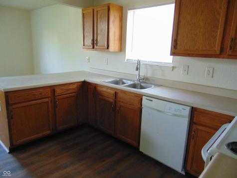 8125 Maple Stream Lane Indianapolis IN 46217
