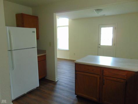 8125 Maple Stream Lane Indianapolis IN 46217