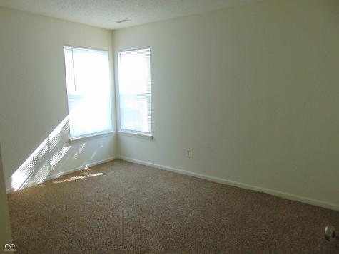 8125 Maple Stream Lane Indianapolis IN 46217