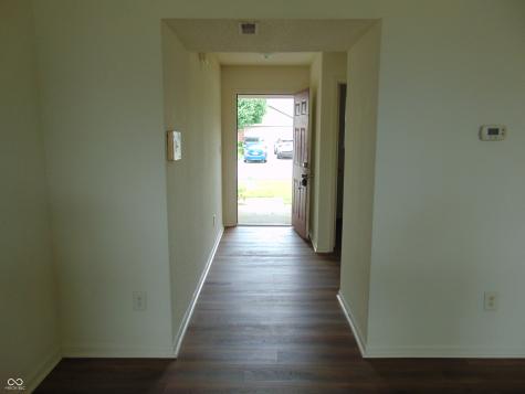 8125 Maple Stream Lane Indianapolis IN 46217