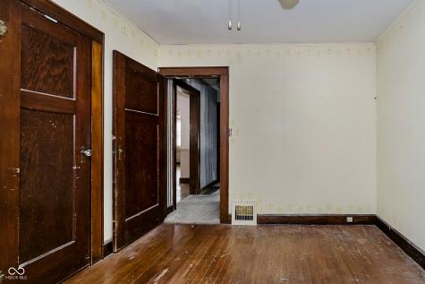 1075 E Hanna Avenue Indianapolis IN 46227