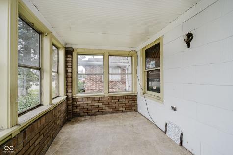 1075 E Hanna Avenue Indianapolis IN 46227