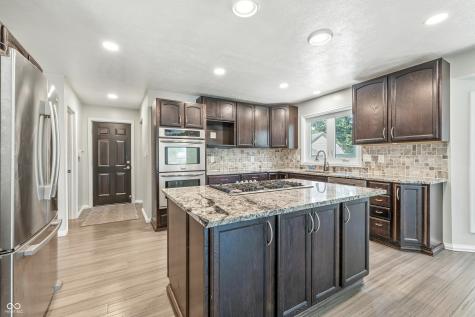 1066 N Dogwood Way Greenfield IN 46140