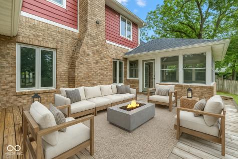 1066 N Dogwood Way Greenfield IN 46140