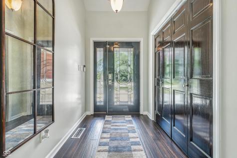 1066 N Dogwood Way Greenfield IN 46140