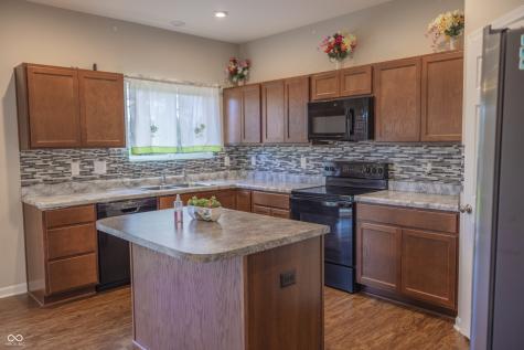 5150 Arling Drive Indianapolis IN 46237