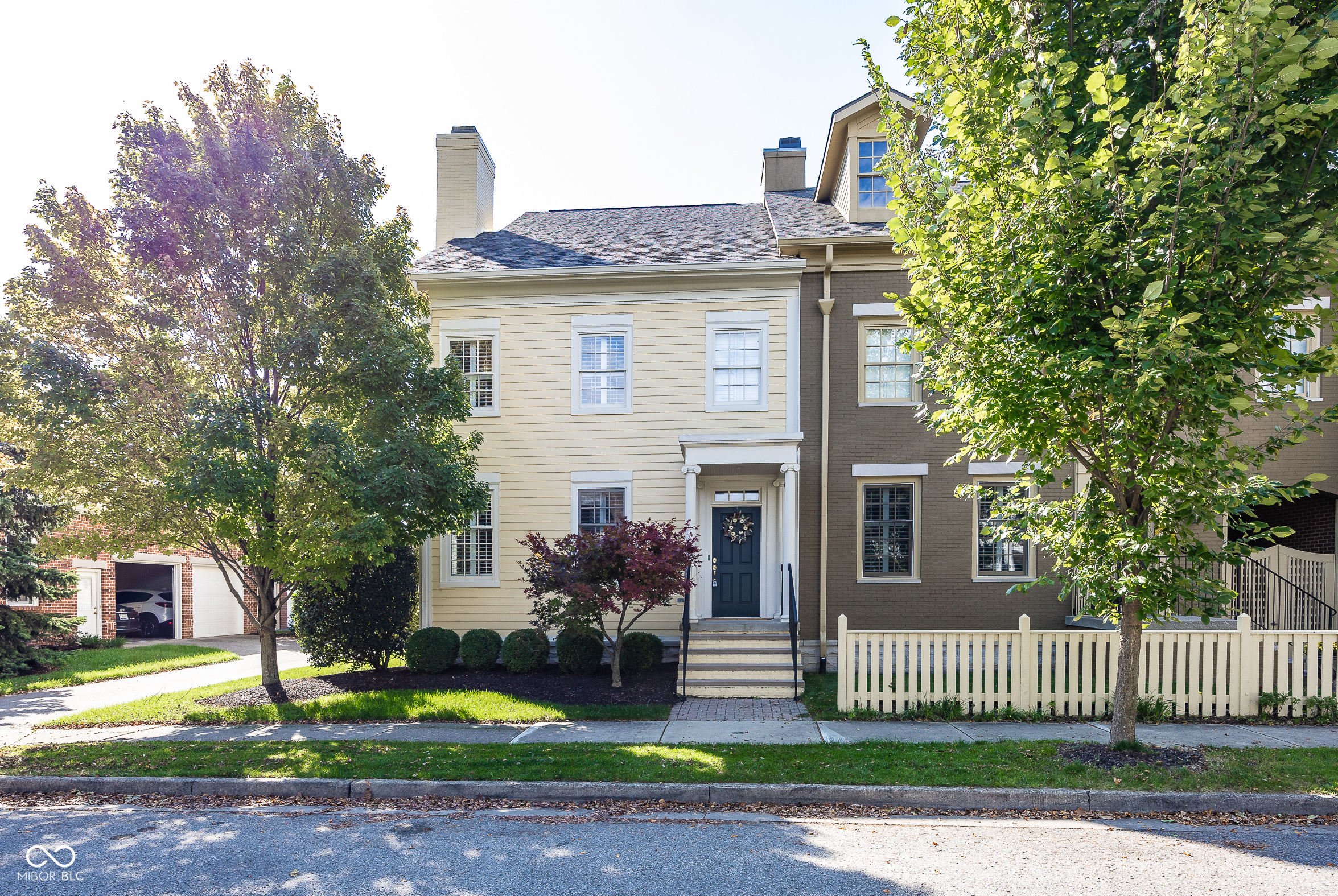 1949 Rhettsbury Street Carmel IN 46032