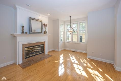 1949 Rhettsbury Street Carmel IN 46032