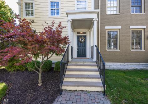 1949 Rhettsbury Street Carmel IN 46032