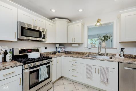 8645 Carrollton Avenue Indianapolis IN 46240