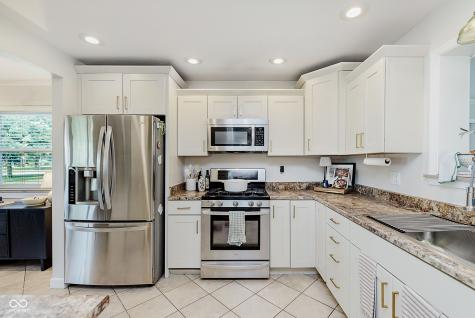 8645 Carrollton Avenue Indianapolis IN 46240