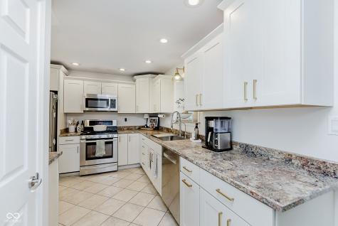 8645 Carrollton Avenue Indianapolis IN 46240