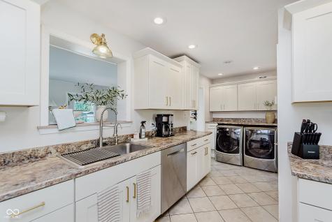 8645 Carrollton Avenue Indianapolis IN 46240