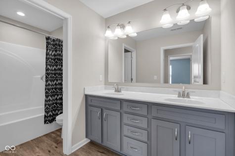 5054 S 550 W New Palestine IN 46163