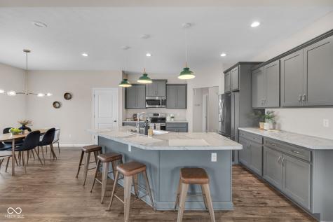 5054 S 550 W New Palestine IN 46163