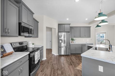 5054 S 550 W New Palestine IN 46163